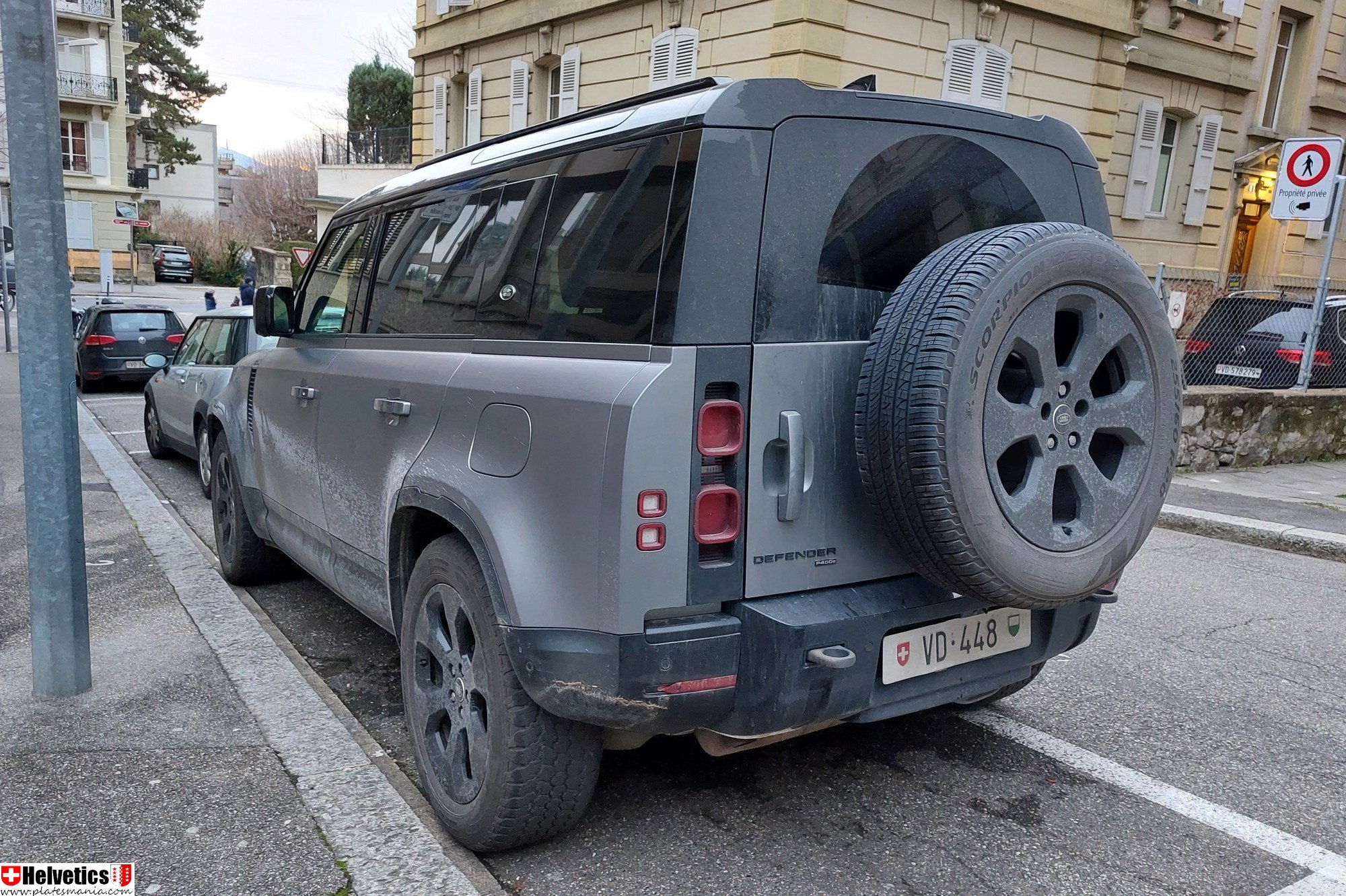 VD 448, Land Rover Defender 2nd gen 110