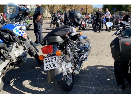 3409 КХЖ, Dnepr (KMZ) 8 (650)