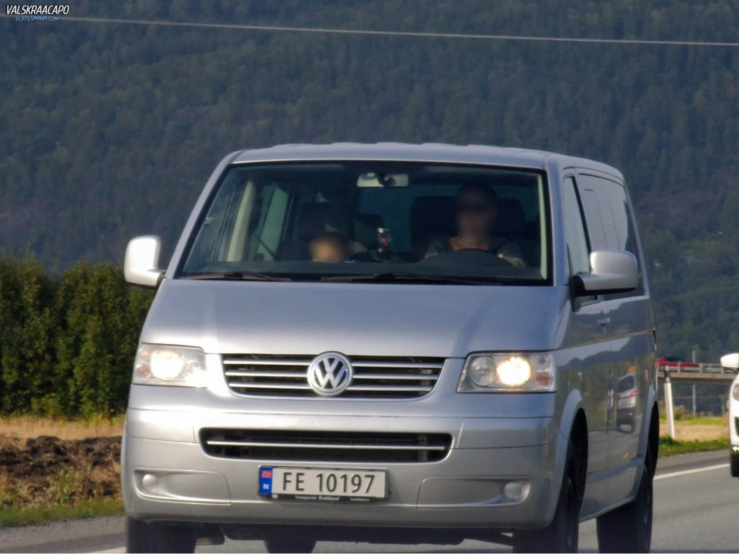 FE 10197, Volkswagen Caravelle T5, 2003–2009