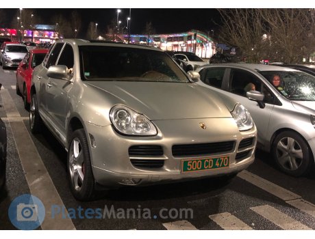 500 CD 470, Porsche Cayenne