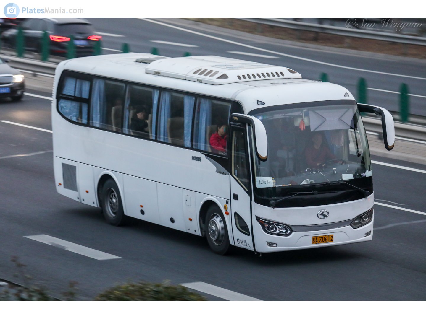 京A·ZU612, King Long XMQ6901 