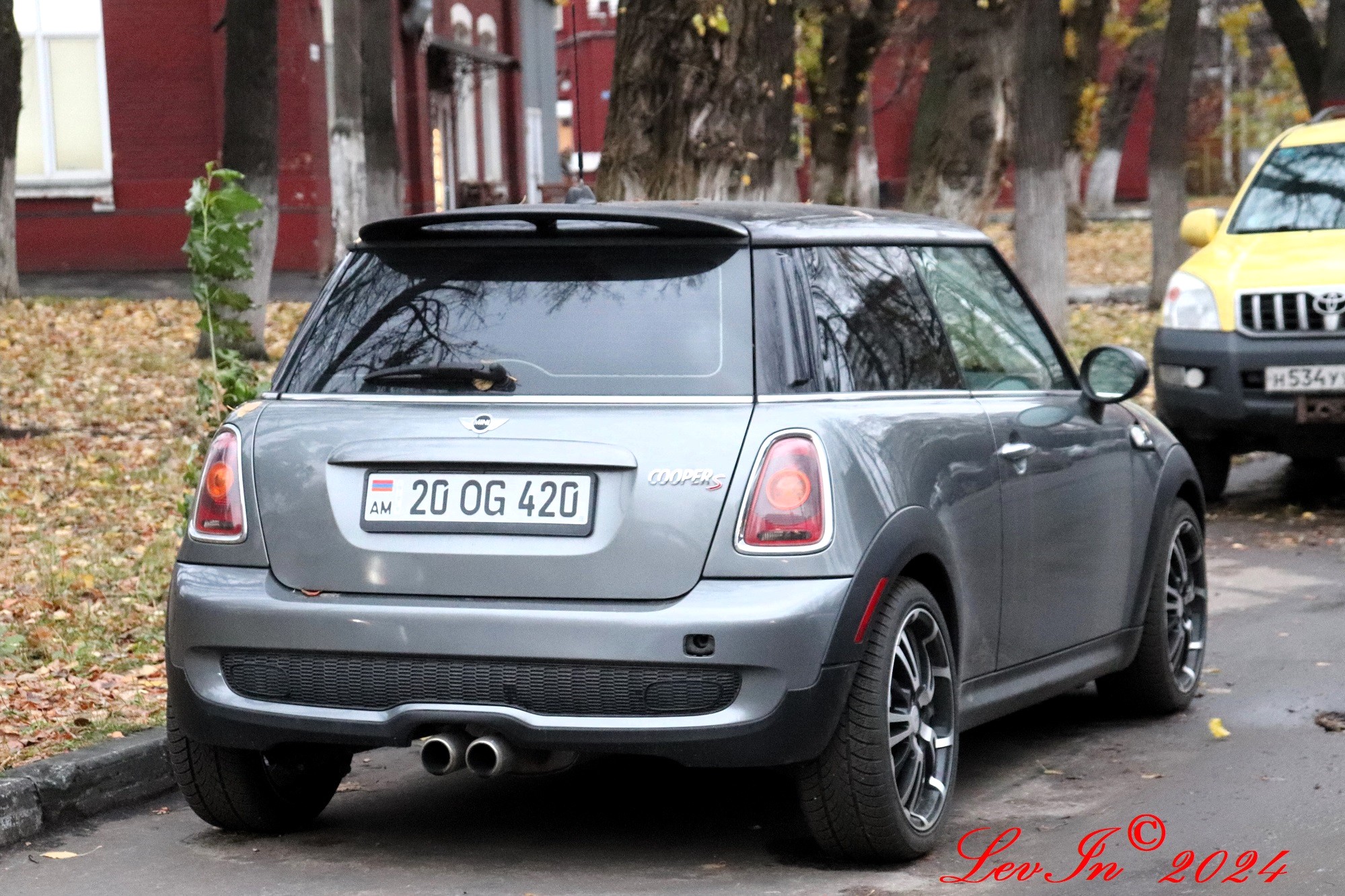 20 OG 420, MINI Hatch 2nd gen (R56), 2006–2013