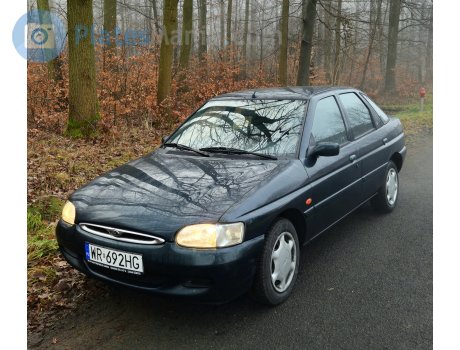 WR 692HG, Ford Escort