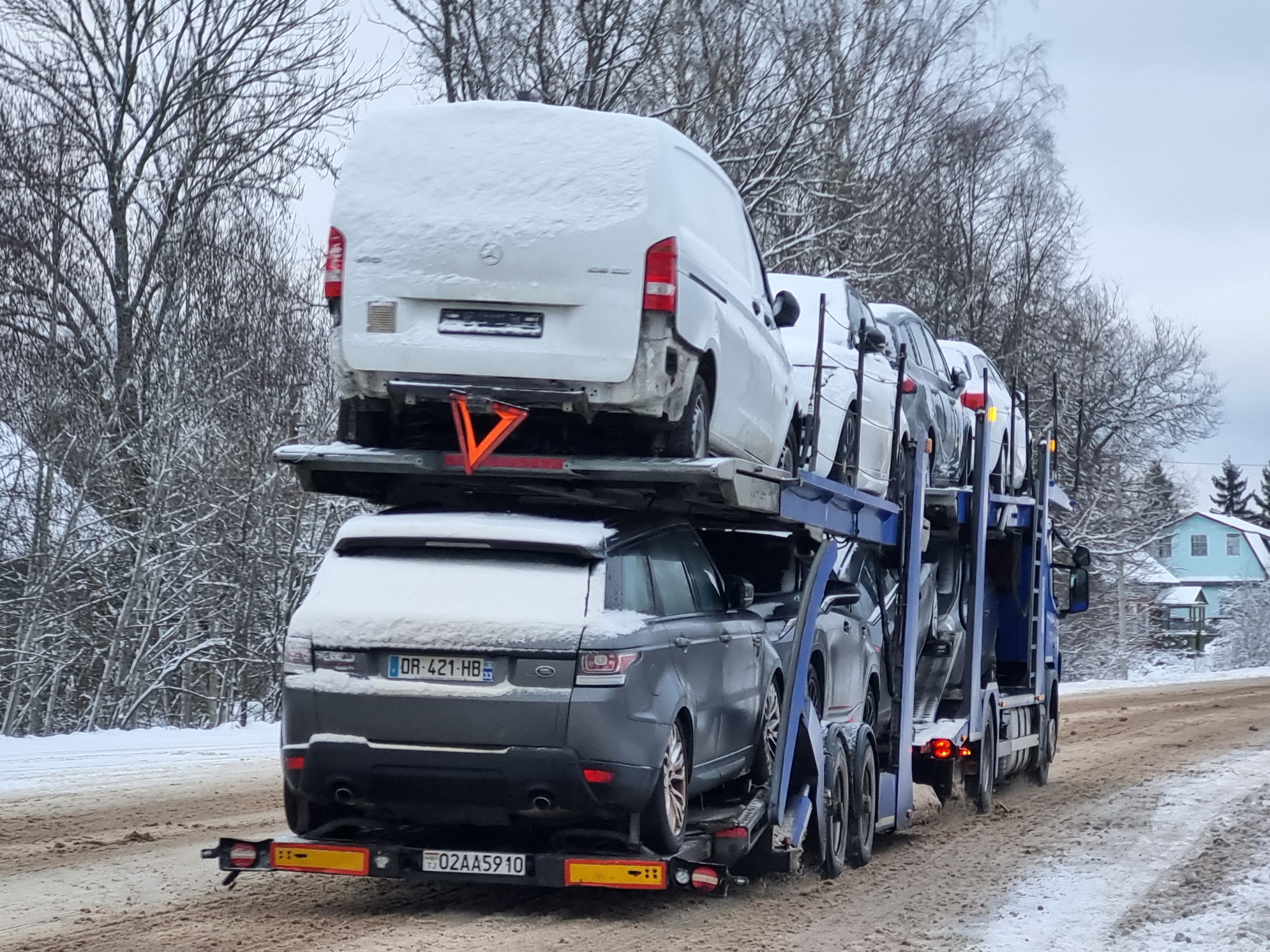 02AA 5910, Trailers (2009) 