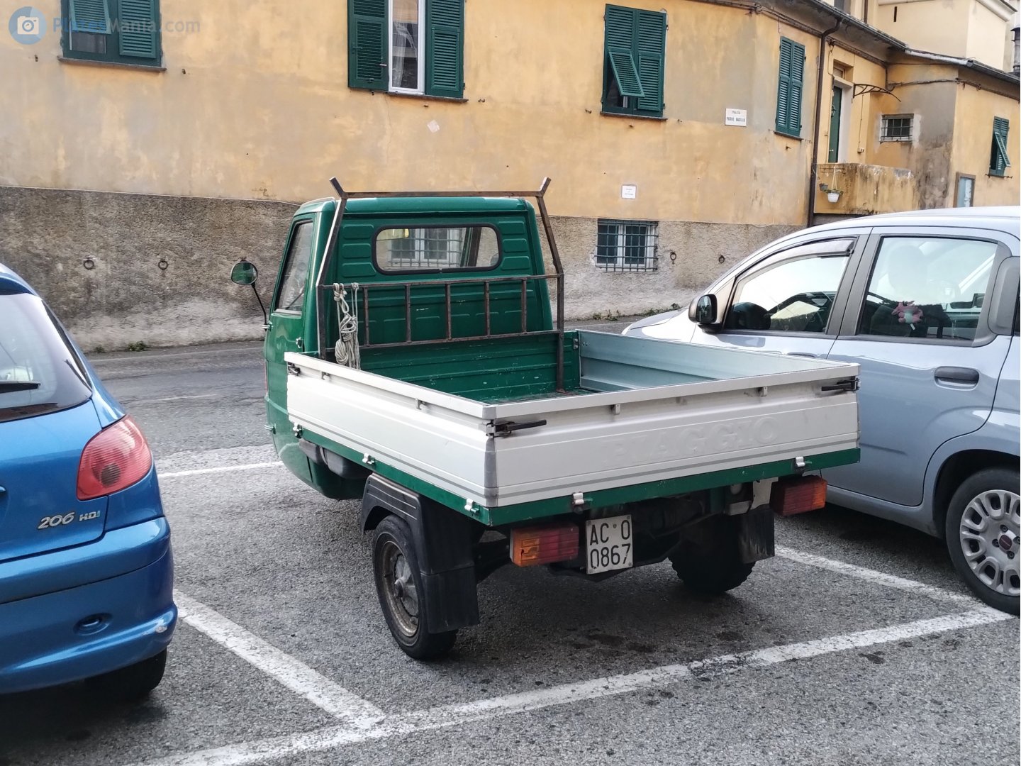AC 00867, Piaggio Ape 
