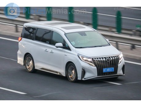 京F·HR017, Trumpchi M8