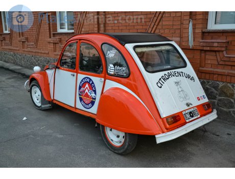 UNE 108, Citroёn 2CV