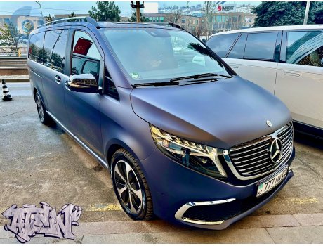 777 NN 02, Mercedes-Benz EQV