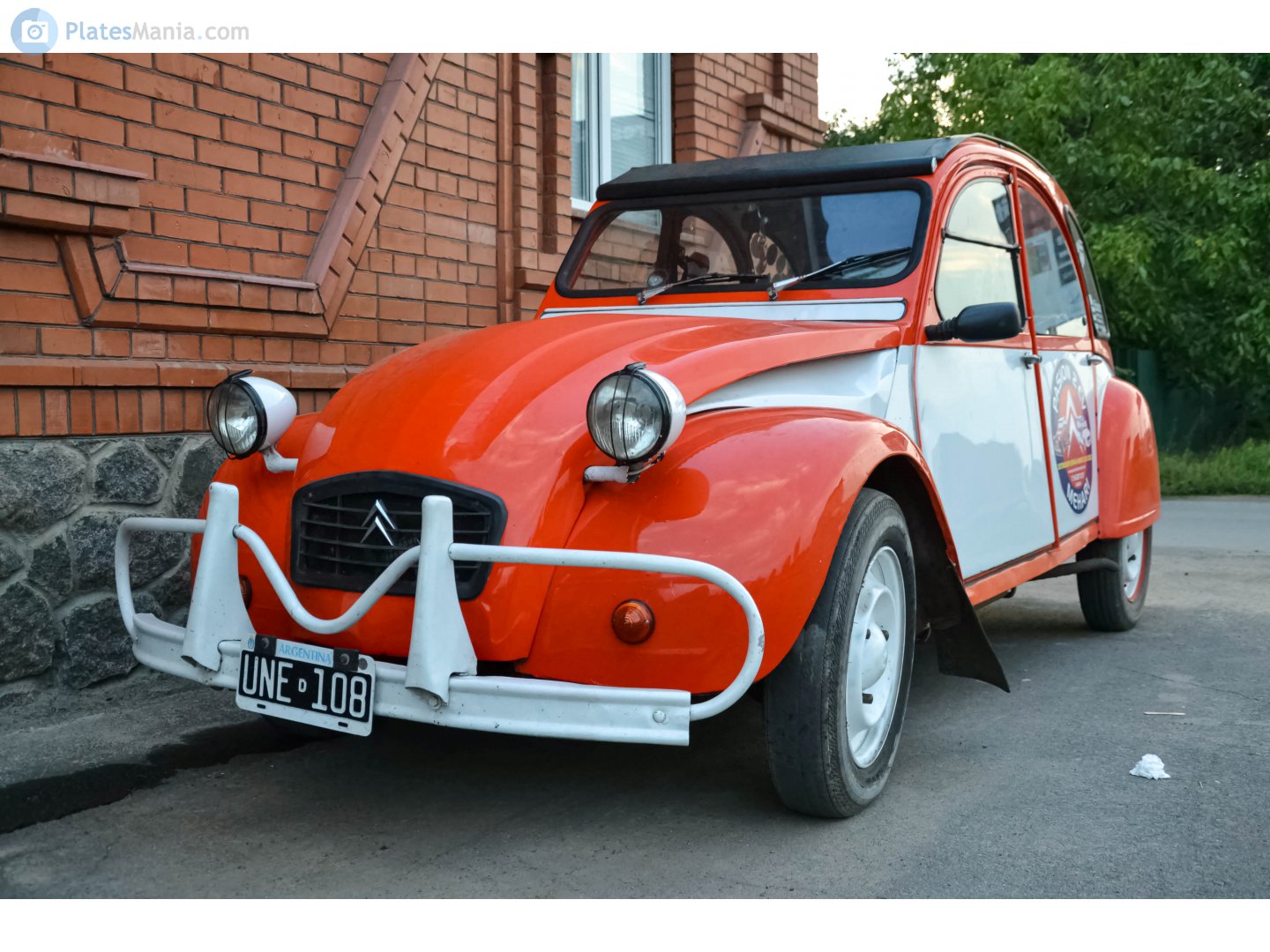 UNE 108, Citroёn 2CV 1st gen Sedan, 1949–1990
