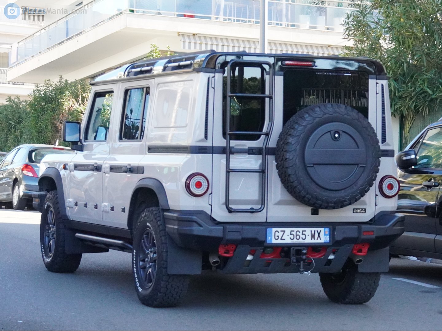 GZ-565-WX, Ineos Grenadier SUV, 2022–