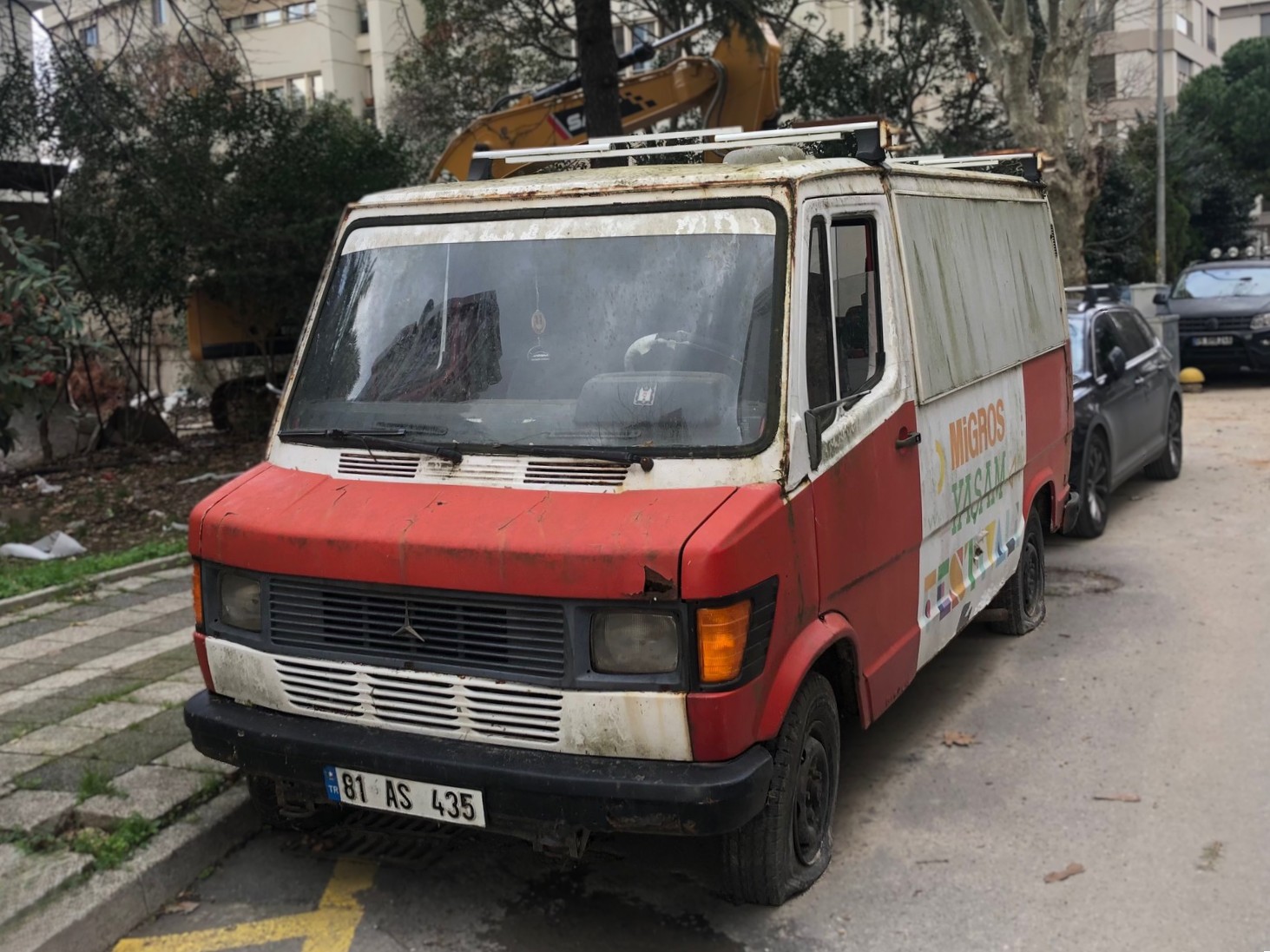 81 AS 435, Mercedes-Benz T1 1st gen (601/602/611), 1976–1996