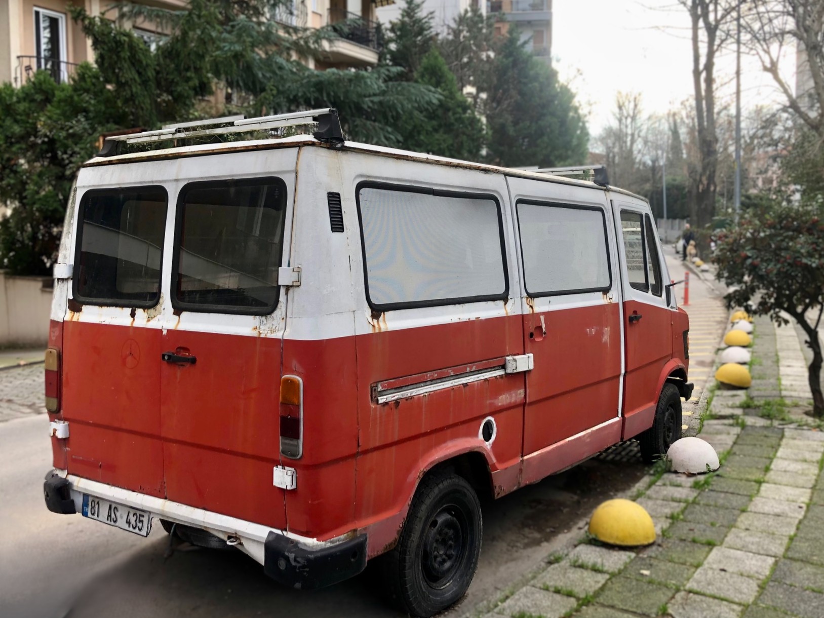 81 AS 435, Mercedes-Benz T1 1st gen (601/602/611), 1976–1996