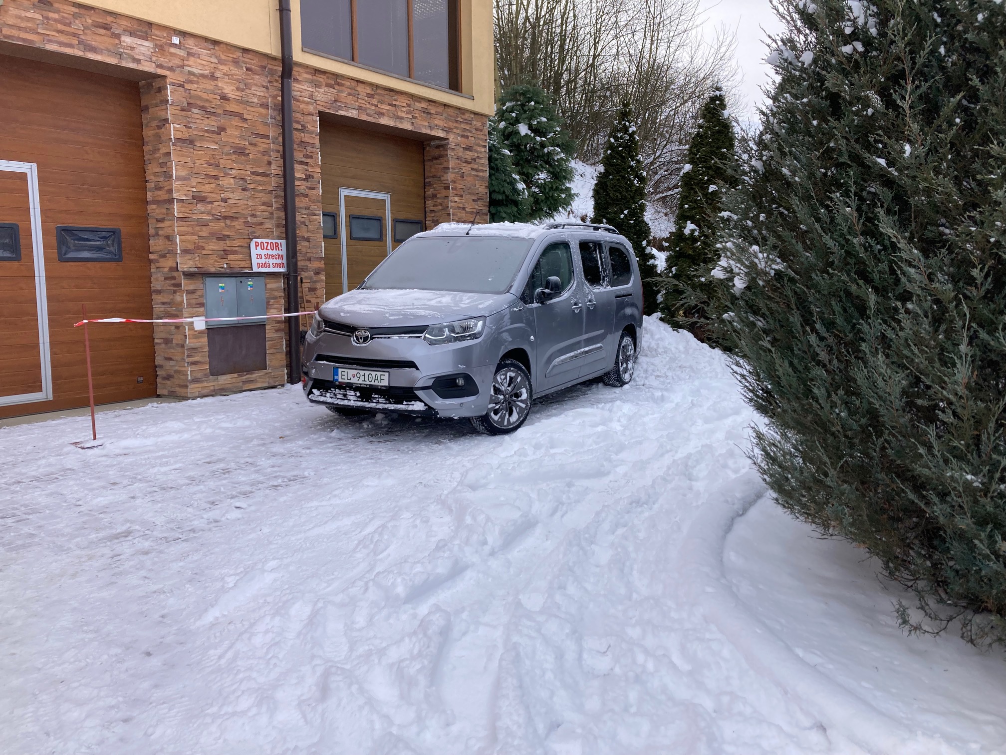 EL 910AF, Toyota ProAce City 1st gen Verso Electric MPV (K9), 2021–2023