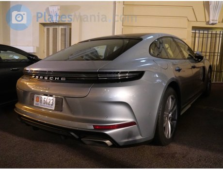 R 5423, Porsche Panamera