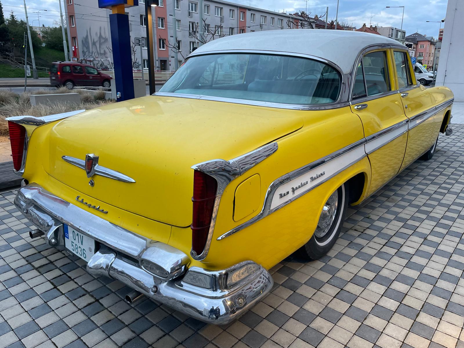 01V 5836, Chrysler New Yorker 4th gen, 1955–1956