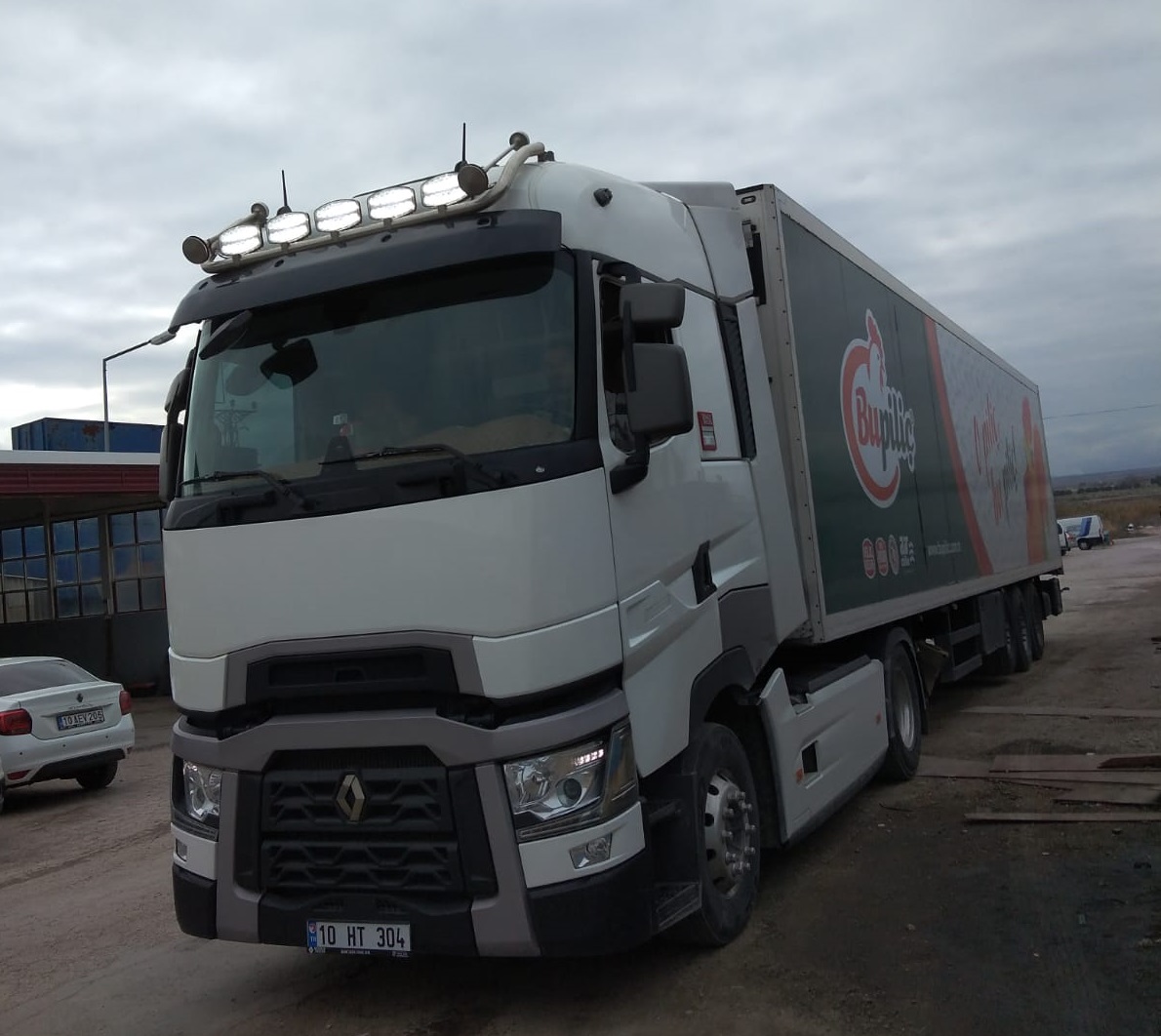 10 HT 304, Renault Trucks T 1st gen, 2013­–