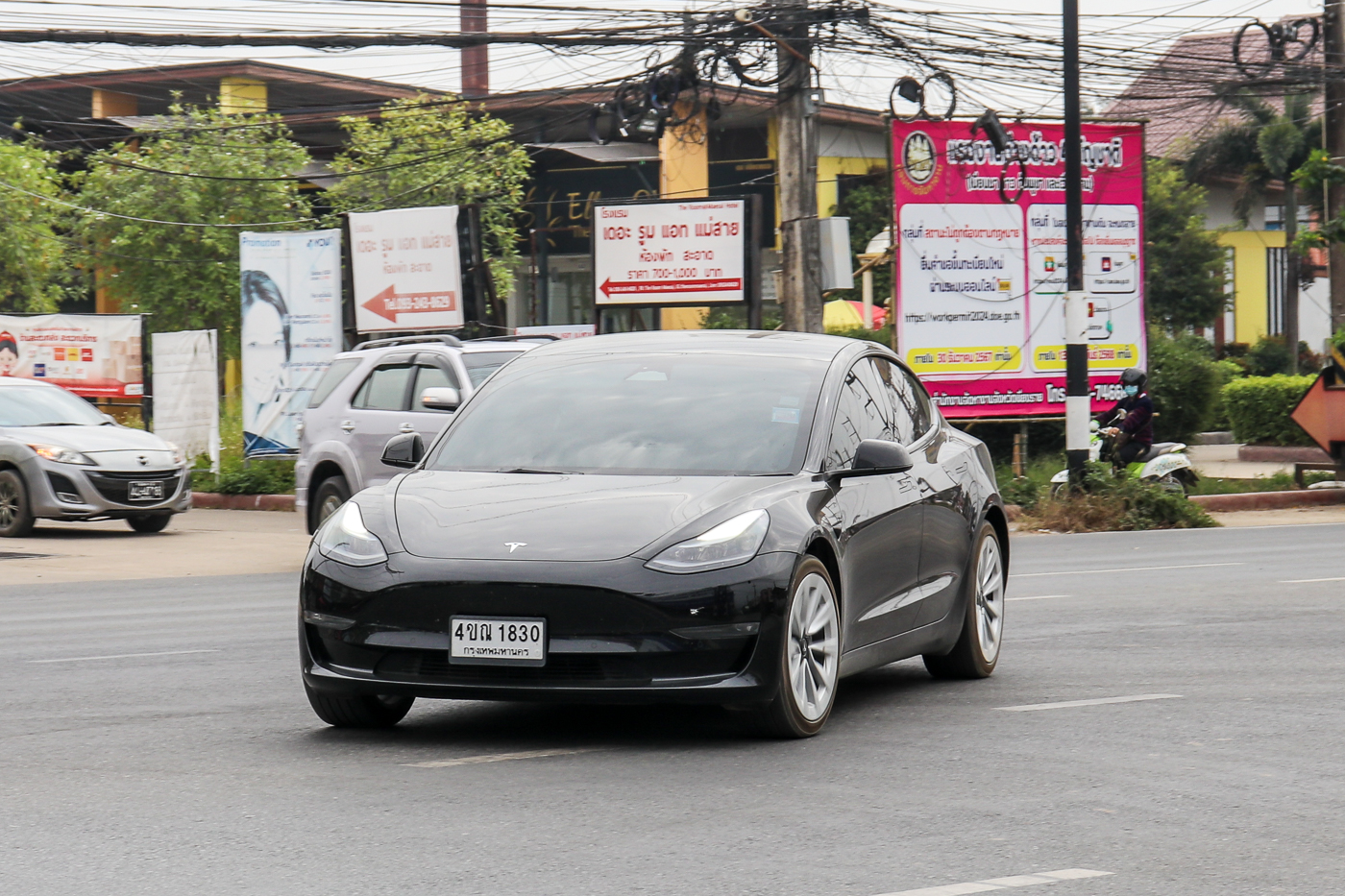 4ขณ 1830, Tesla Model 3 1st gen (5YJ3), 2017–2023