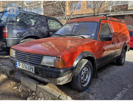 P 3163 PX, Ford Escort