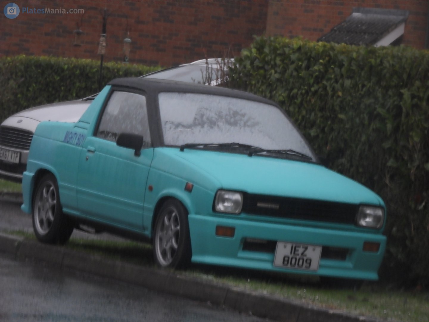 IEZ8009, Suzuki Mighty Boy 1st gen (SS40T), 1983–1988