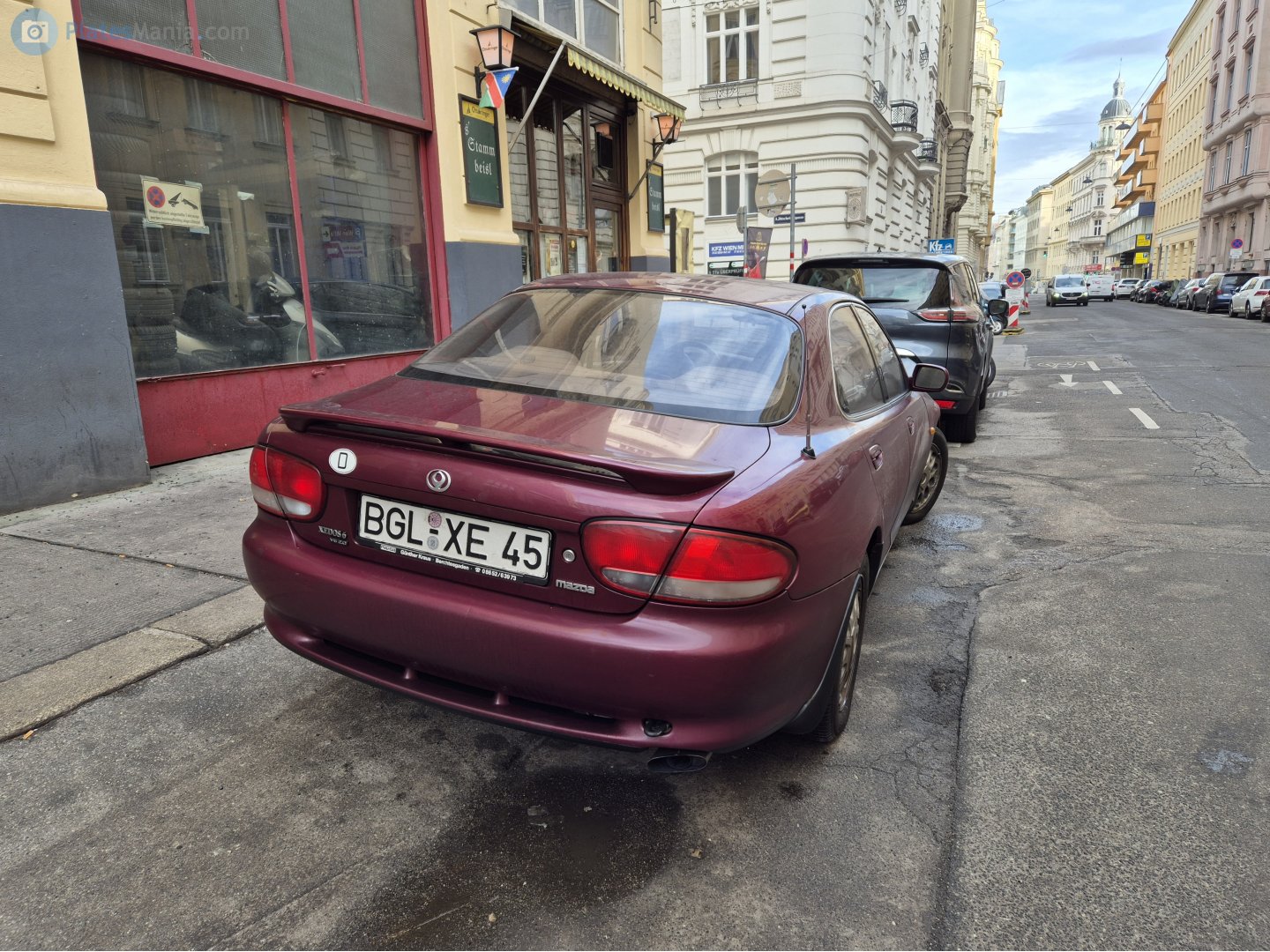 BGL XE 45, Mazda Xedos 6 1st gen (CA), 1992–1999