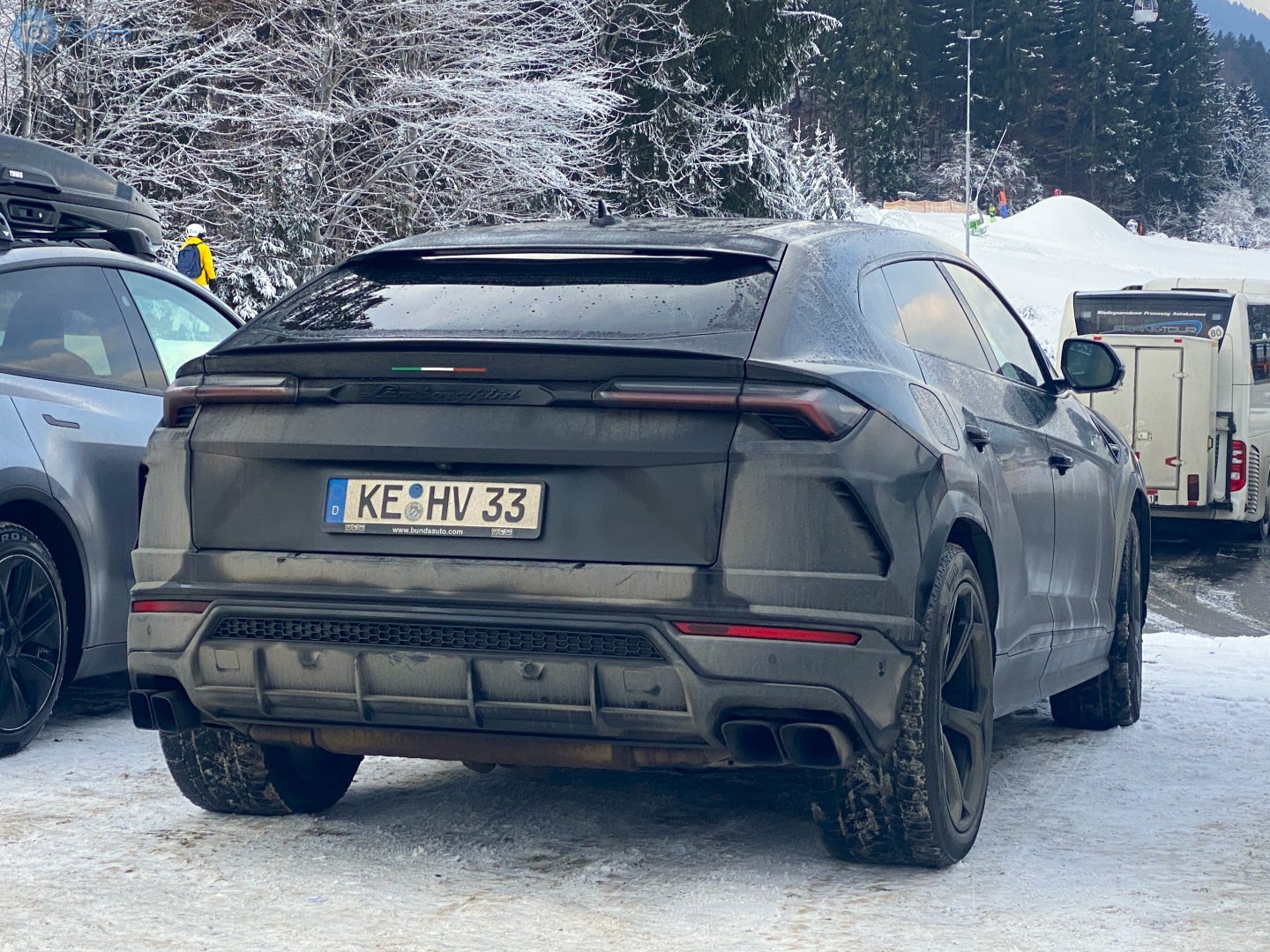 KE HV 33, Lamborghini Urus 1st gen, 2018–