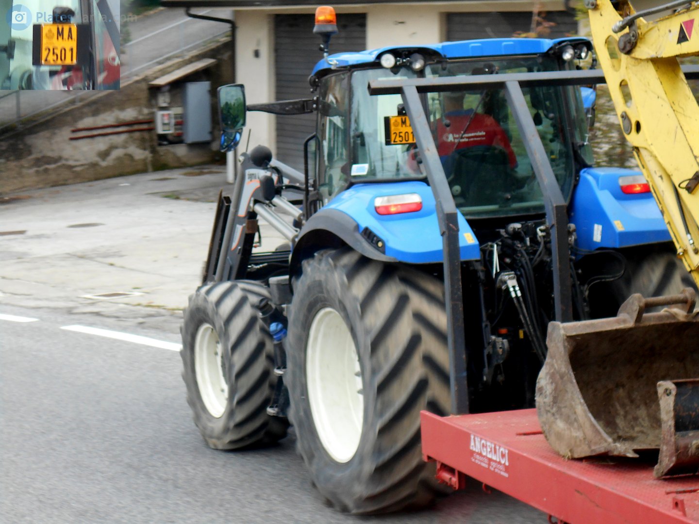 M.A. 2501, New Holland T-Series 