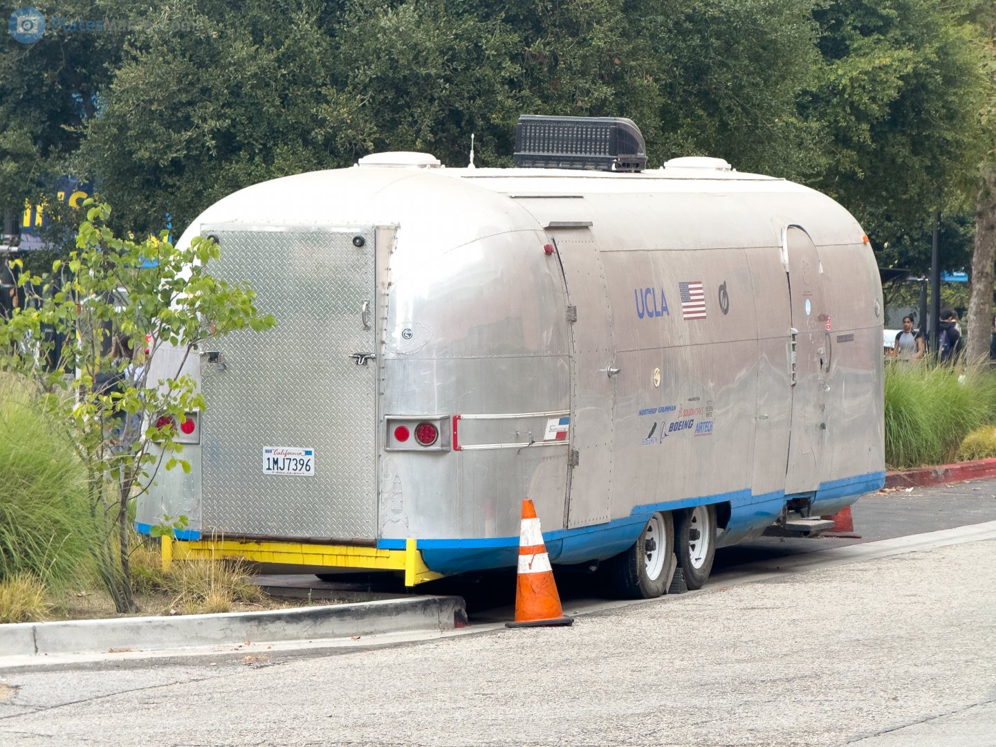 1MJ7396, Airstream Sovereign 