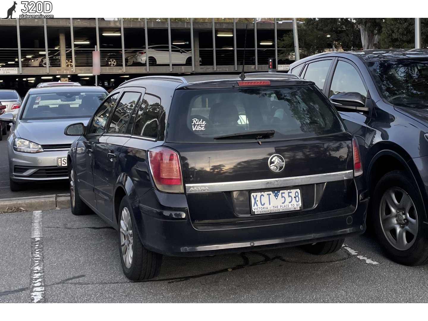 XCT-558, Holden Astra 5th gen Wagon (AH), 2005–2009