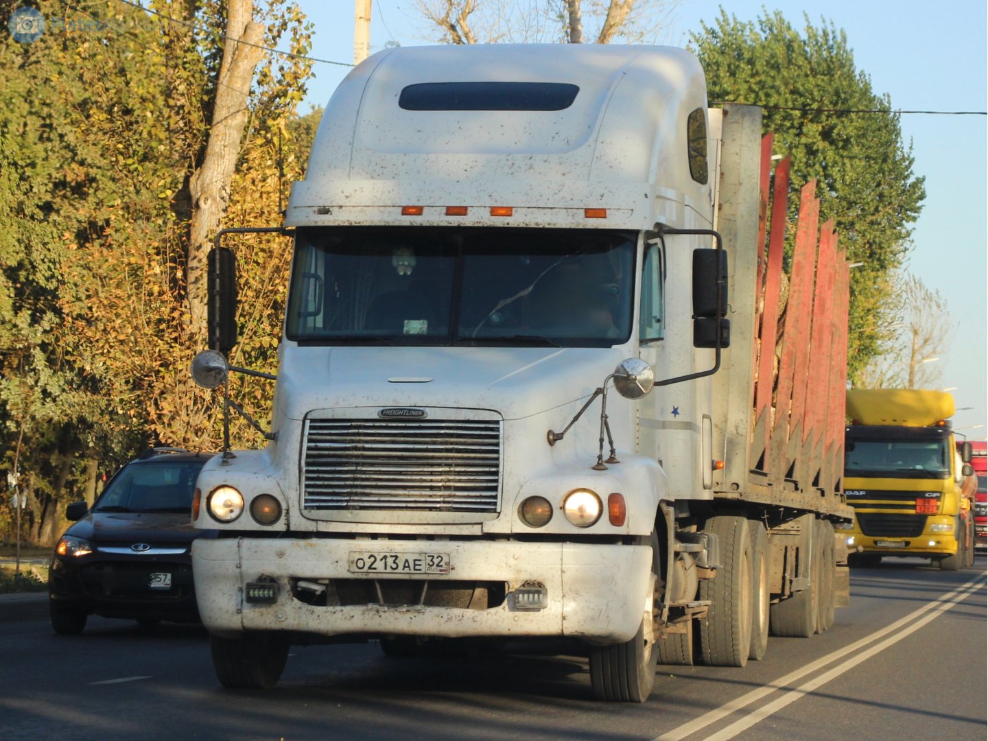 о 213 ае 32, Freightliner Century Class 