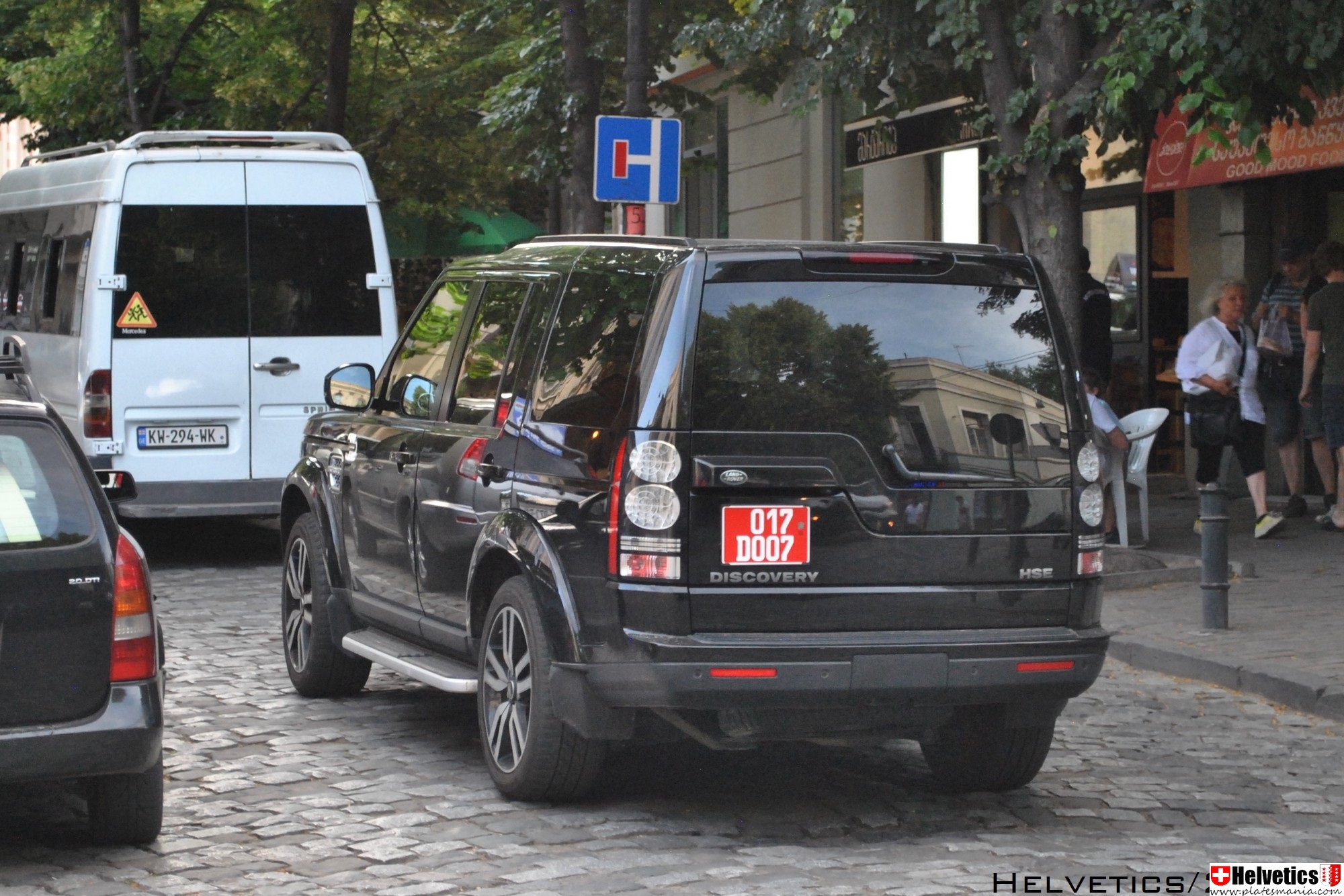 017 D 007, Land Rover Discovery 4th gen (LR4) (L319), 2009–2016