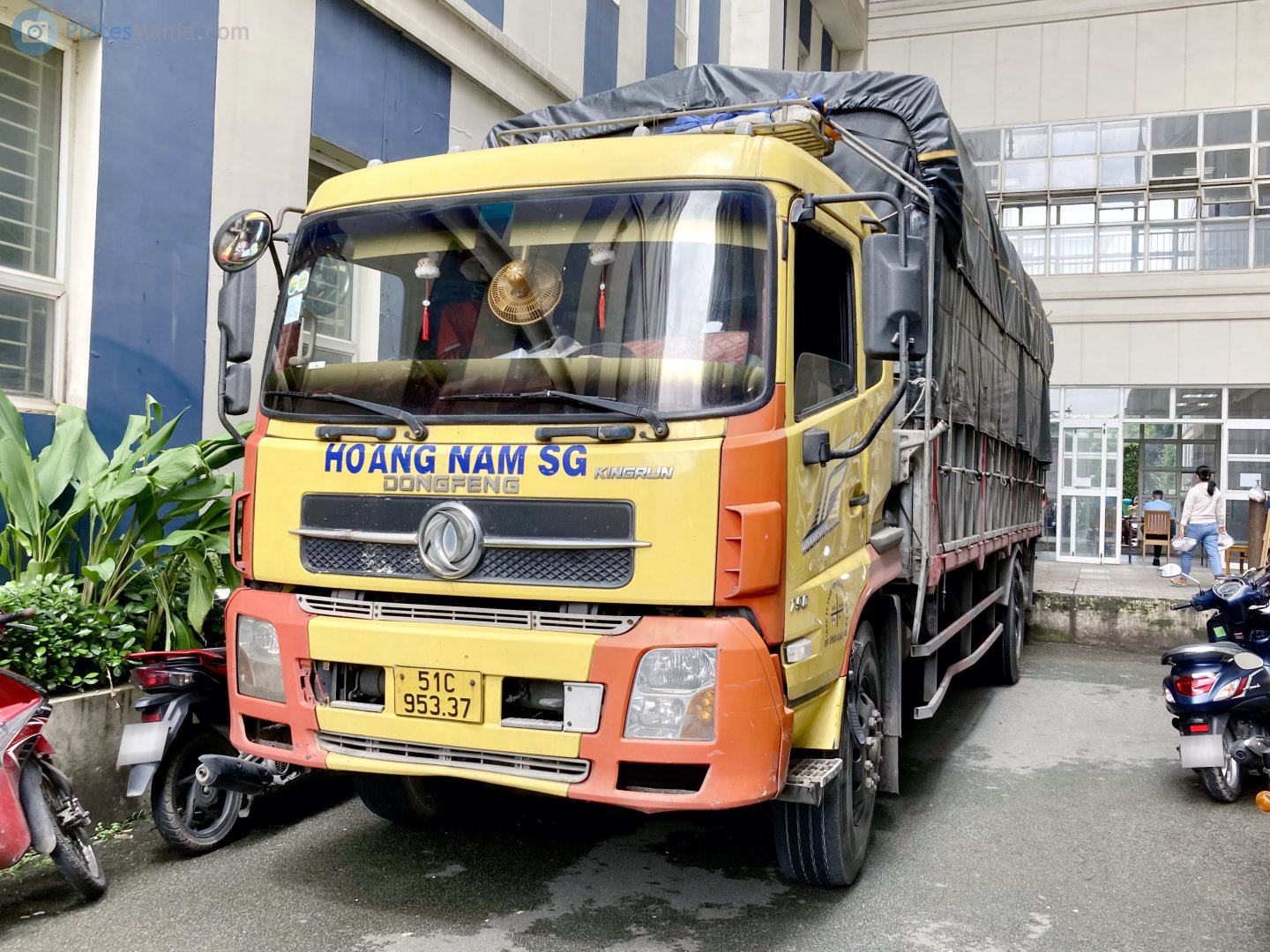 51C-953.37, DongFeng Kingrun 