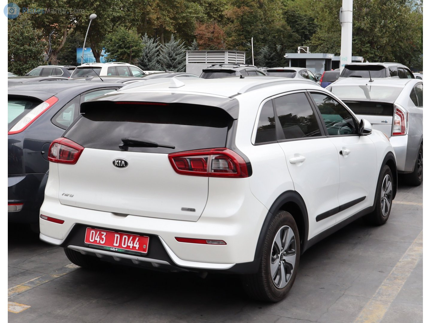 043 D 044, Kia Niro 1st gen (DE), 2016–2022