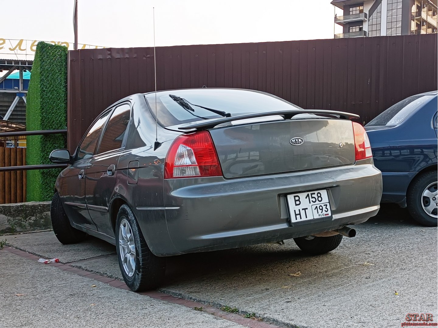 в 158 нт 193, Kia Spectra 1st gen (Wing) Liftback (SD), facelift, 2001–2004