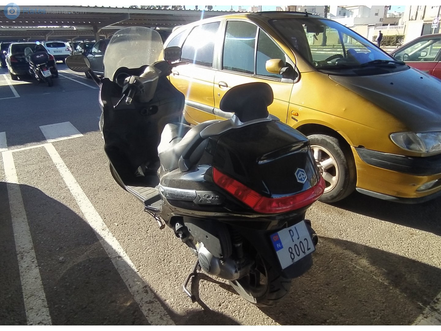 PJ 8002, Piaggio XEvo 