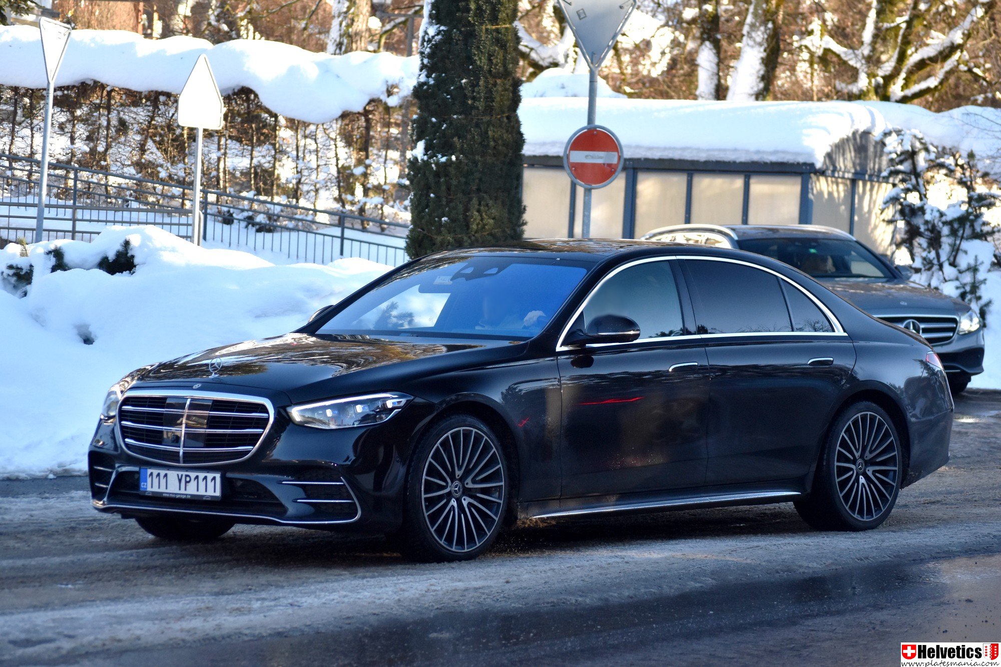 111 YP111, Mercedes-Benz S-Klasse 9th gen (W223/V223), 2020–