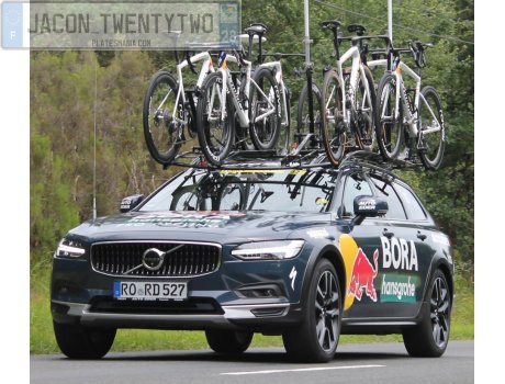 RO RD 527, Volvo V90