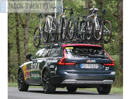 RO RD 527, Volvo V90