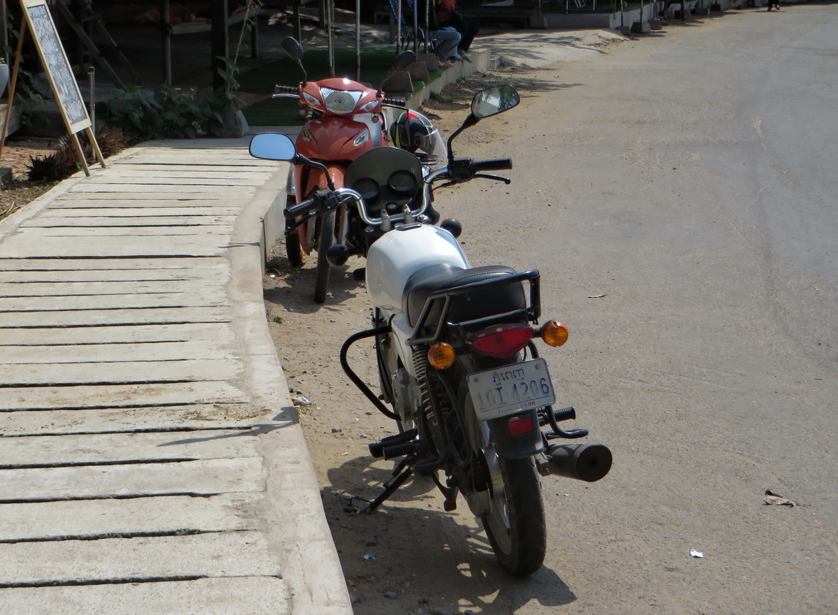 1GI-4206, Bajaj Boxer 