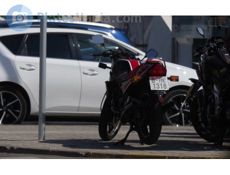 B 1318 HK, Yamaha RD