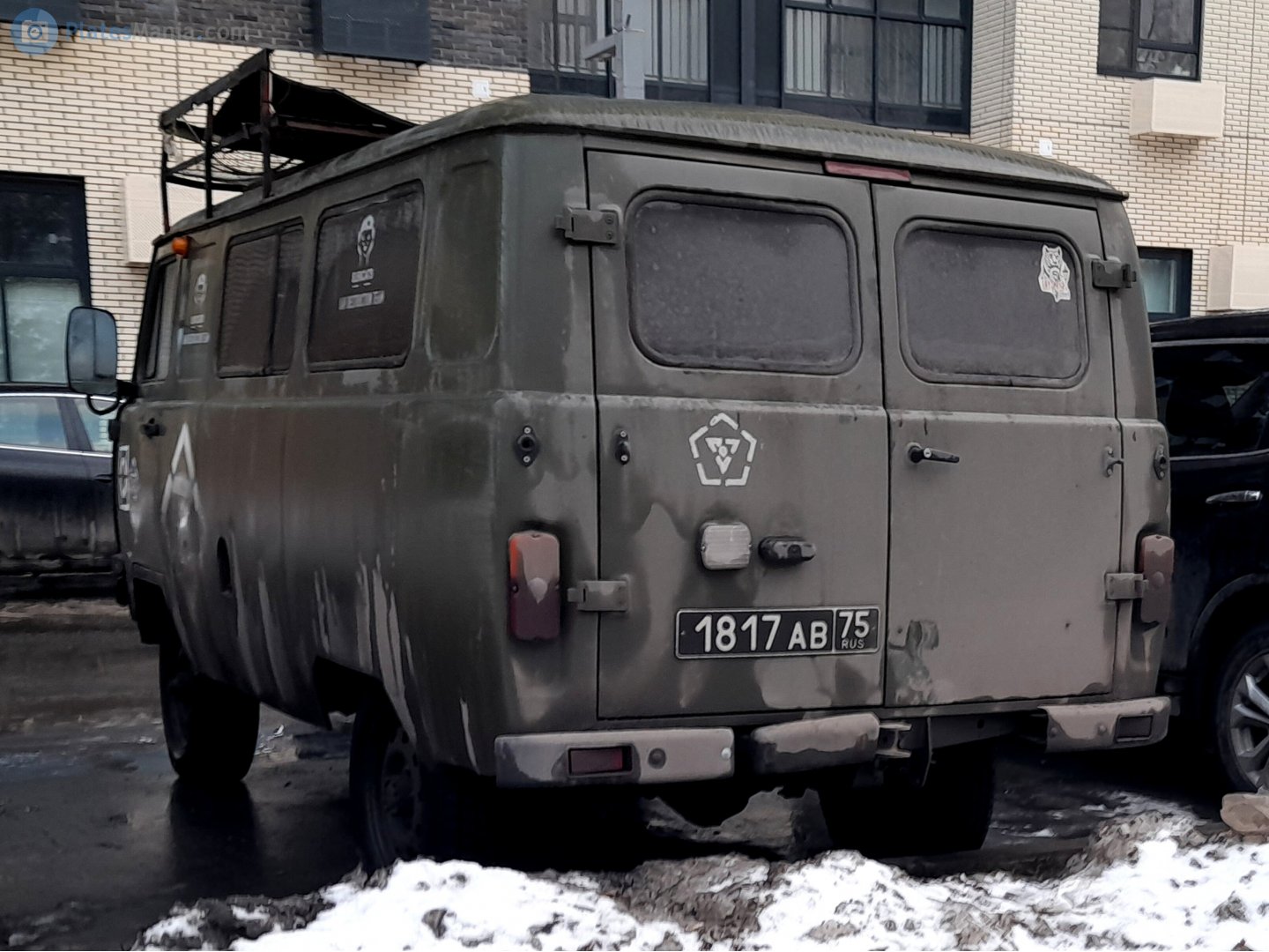 1817 ав 75, UAZ 452 452А/3962/3741 Glassed Van, 1965–