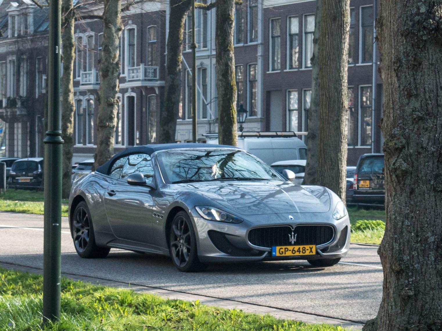 GP-648-X, Maserati GranCabrio 1st gen (M145), 2009–2019