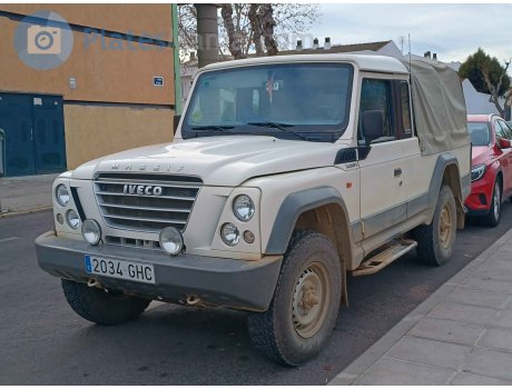 2034 GHC, Iveco Massif