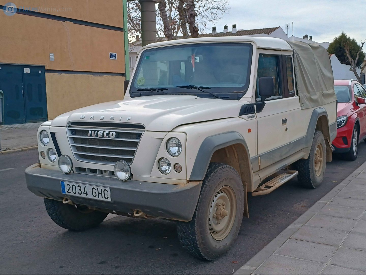 2034 GHC, Iveco Massif 1st gen Pickup, 2007–2011