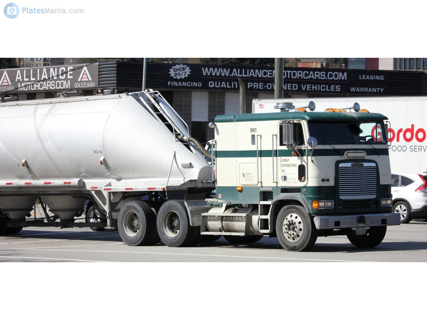 P2-4510, Freightliner FLB 