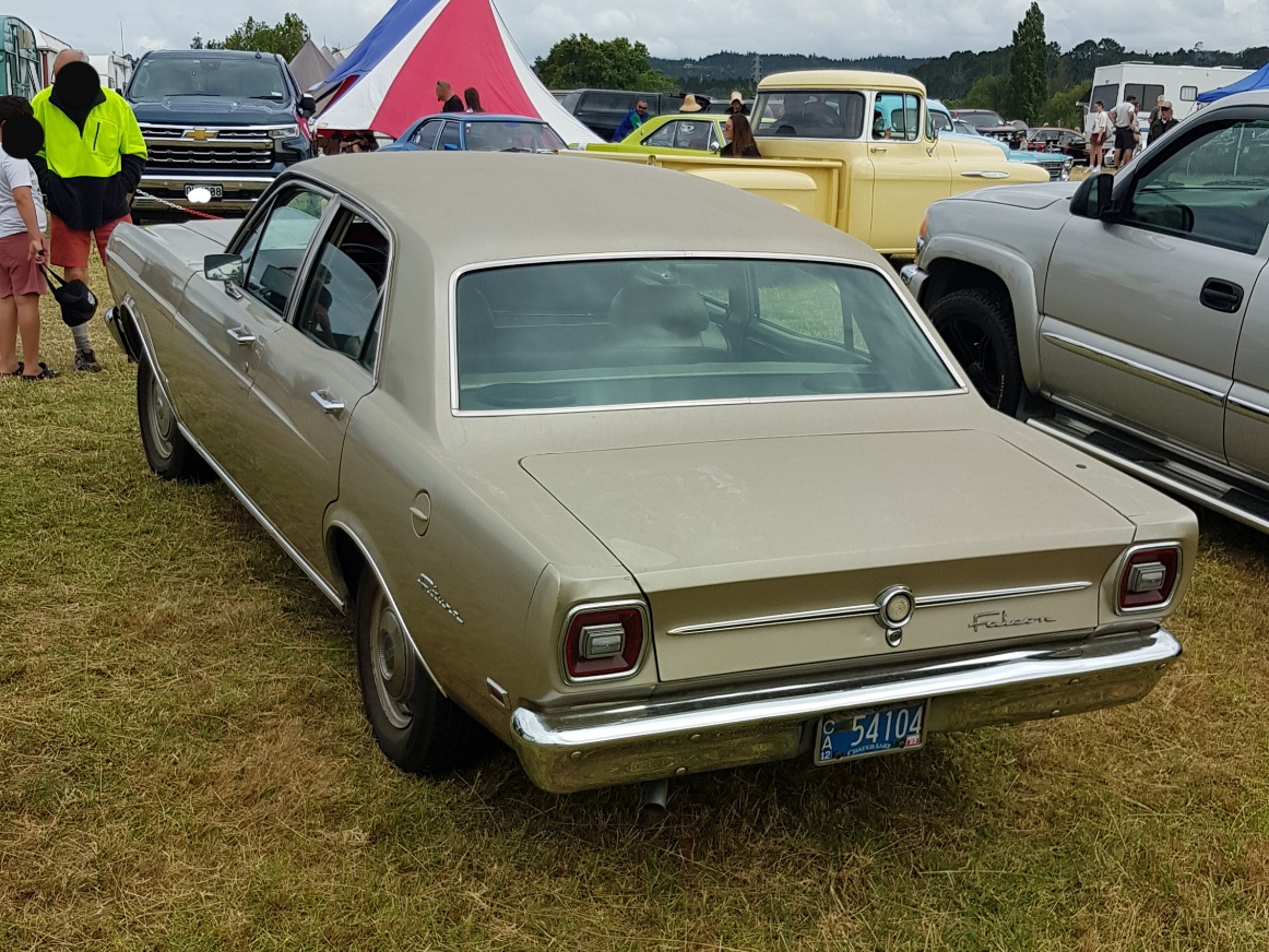 CA 54104, Ford Falcon 4th gen 4-door Sedan (54; NA-market), 1970