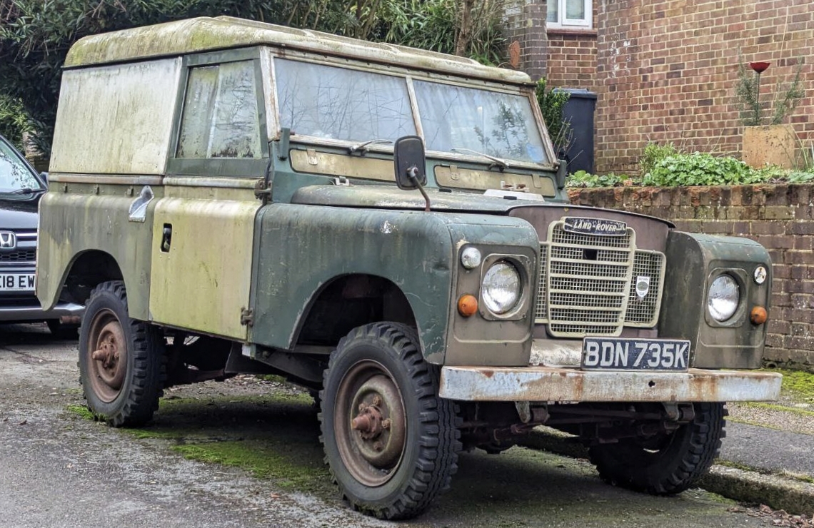 BDN735K, Land Rover Series III 88'' 3-door SUV, 1971–1985