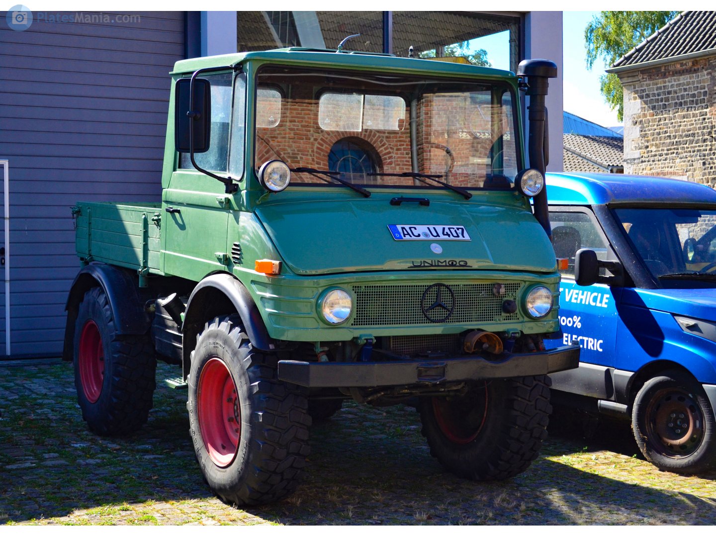 AC U 407, Mercedes-Benz Unimog 407 Light Series, 1988–1993