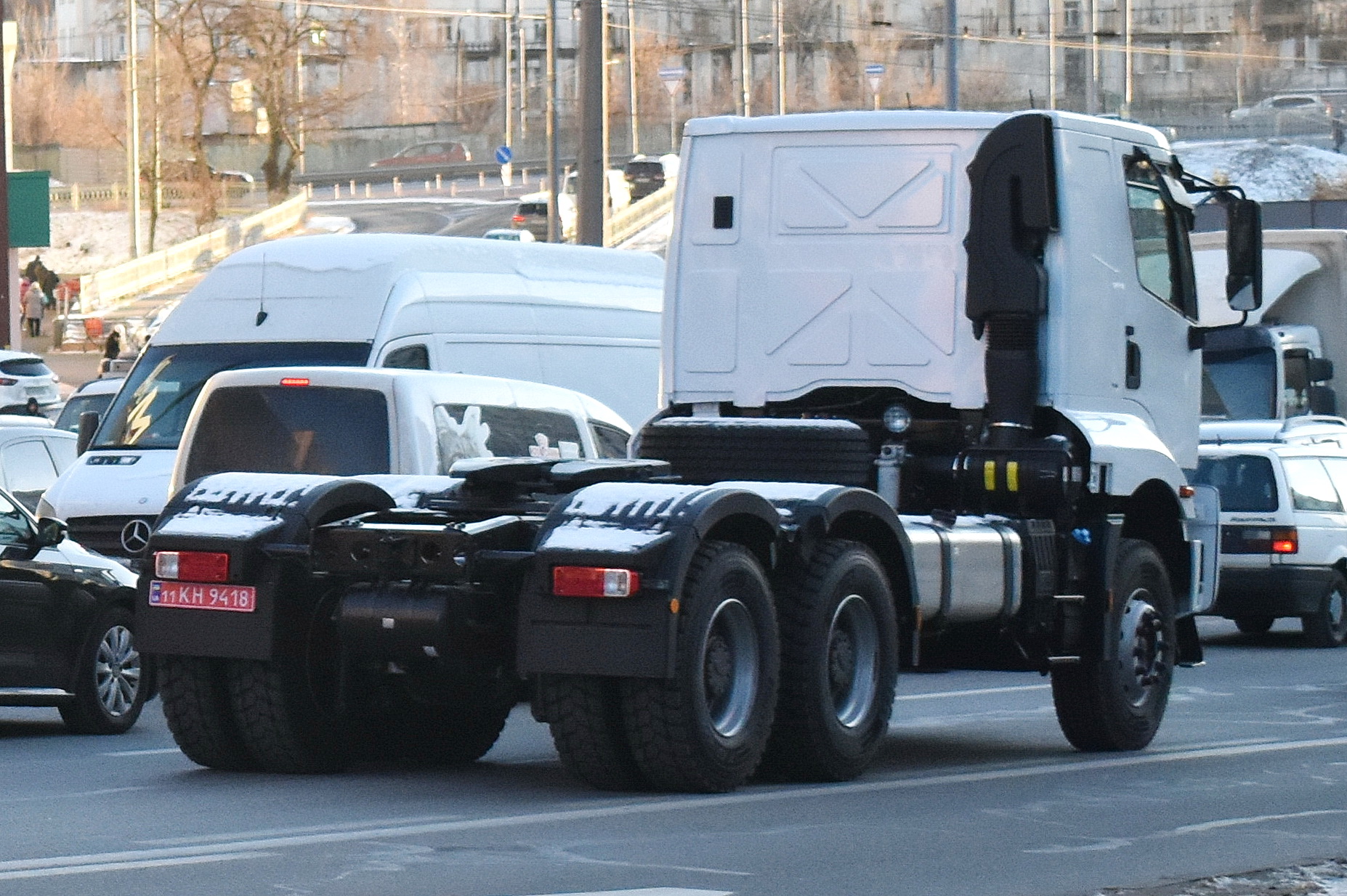 11 KH 9418, Ford F-Line 