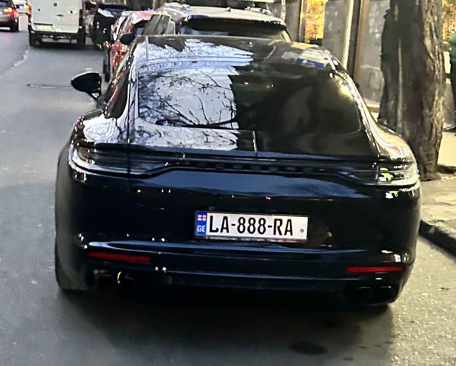 LA-888-RA, Porsche Panamera 2nd gen Fastback (971), 2016–2023