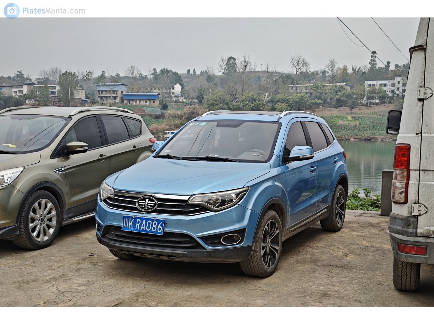 川K·RA086, FAW Xenia R7 